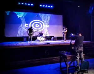 Show (3)